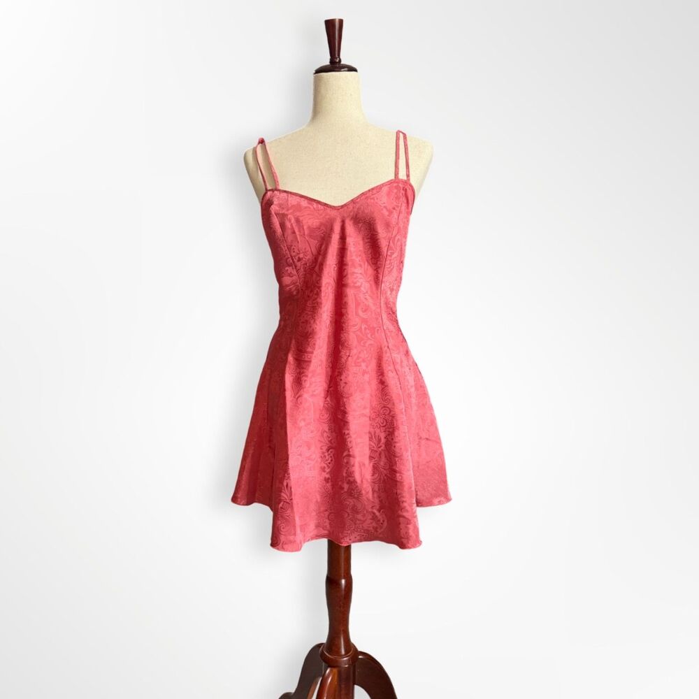 VTG Victoria's Secret Paisley Rose Pink Silky Flared Slip Dress, M, Gold Tag